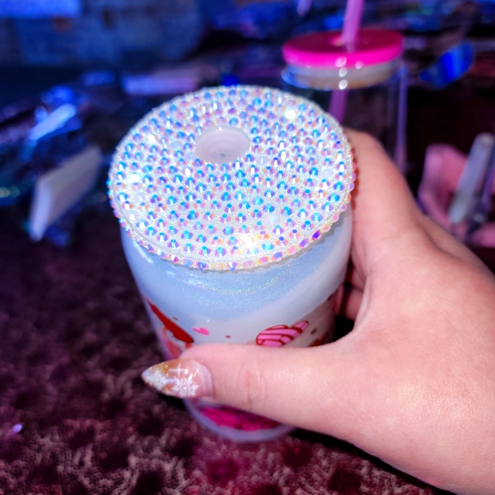 glass can tumbler with blue friend theme and concha theme